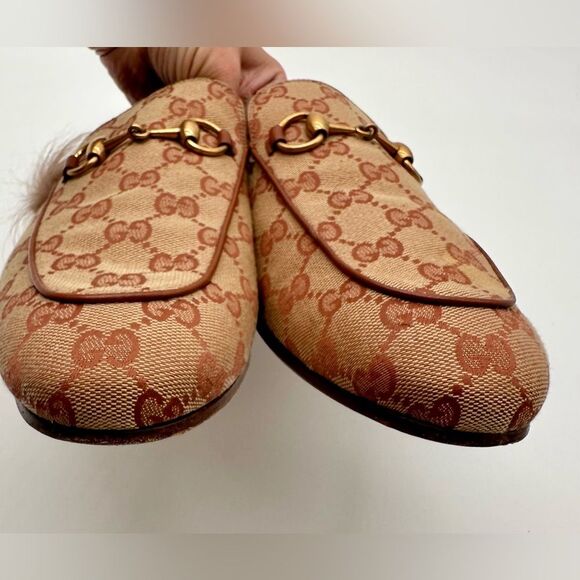 Gucci Princetown Horsebit Brown GG Print Canvas Fur Slippers Loafers US 7 EU 41 - Picture 3 of 14